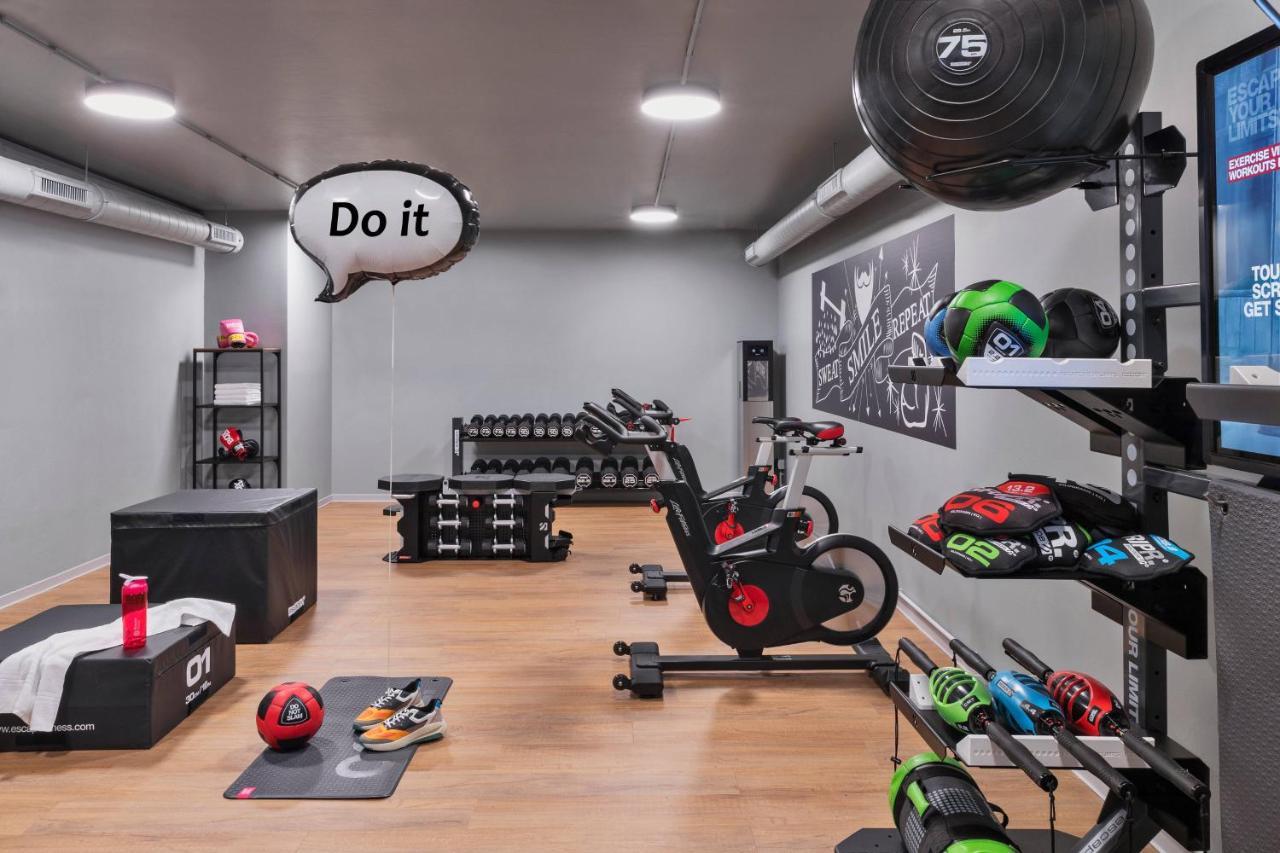 Moxy Hamburg City エクステリア 写真